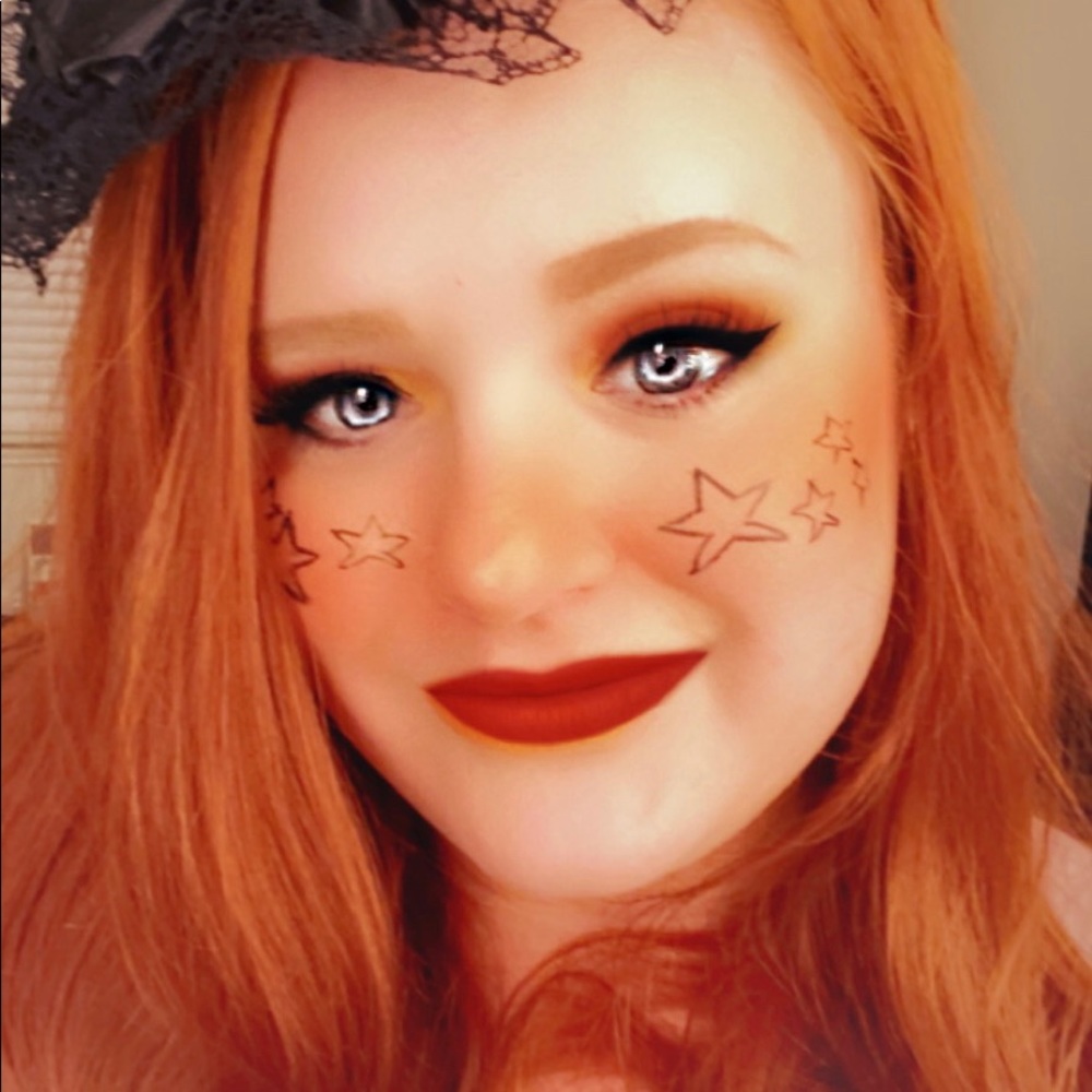 Meet your Posher, Randi.